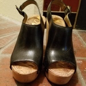 Women's shoes